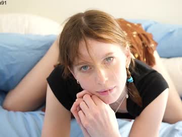 girl
        ellaa91 cam image #1052802