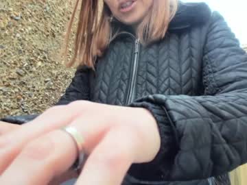 girl
        eatmypie69 cam image #1007312