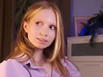 girl
        amandashah cam image #2237397