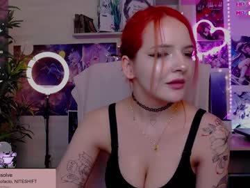 girl
        ginger_pie cam image #3331371