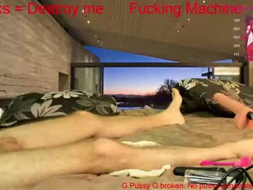 couple
        deeplyasian cam image #26679