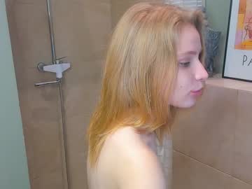 girl
        annie_lv cam image #3032948