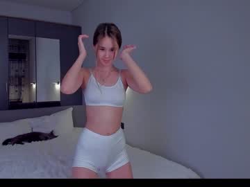 girl
        yuuki_yuuki_ cam image #3120349