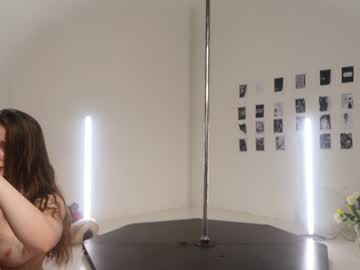 girl
        _meganmeow_ cam image #6793610