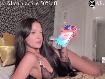 girl
        alice_practice_ cam image #3029430