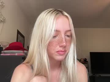 girl
        riababe cam image #1964587