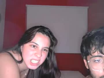 couple
        amoramarillo_ cam image #6305774