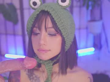 girl
        nekyra_san cam image #6572820