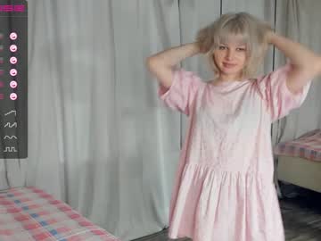 girl
        melissacarterr cam image #497380