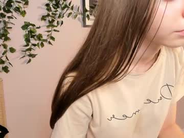 girl
        janicereeves cam image #2352739