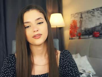 girl Cam Girls Get Busy With Their Dildos With No Shame with zarabeamer