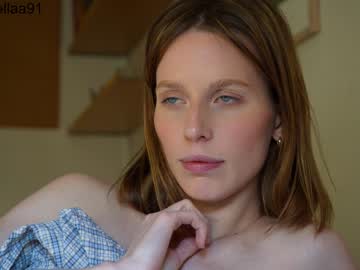 girl
        ellaa91 cam image #1345684