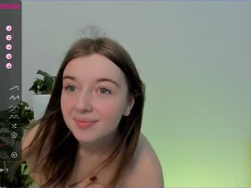 girl
        elizabeth__gray cam image #482259