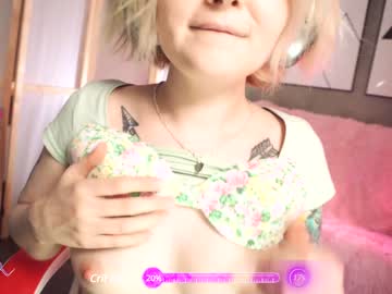 girl
        awondrr cam image #3456598