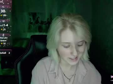 girl Cam Girls Get Busy With Their Dildos With No Shame with hot_isa7