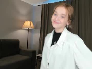 girl
        taitehambelton cam image #4352314