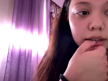 girl
        alicekttn cam image #4649692
