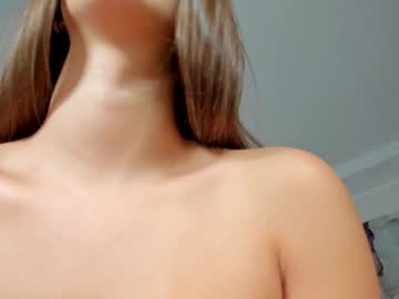 girl
        tiffanyhouston_ cam image #5145533