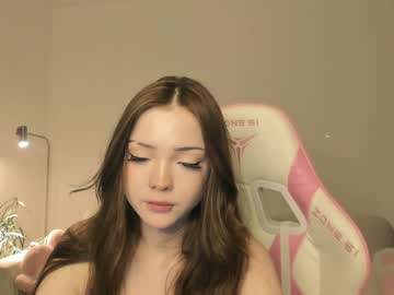 girl
        marshmeowlow cam image #5671125