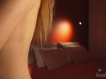 girl
        lalalexa cam image #4035213