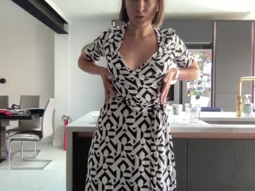 girl
        eatmypie69 cam image #5058991