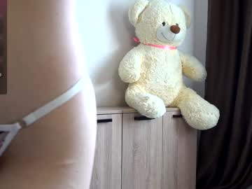girl
        ellizabet_taylor cam image #4863333