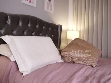 girl
        camilagomezz cam image #1945670