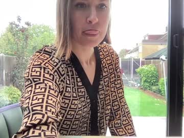 girl
        eatmypie69 cam image #5253072