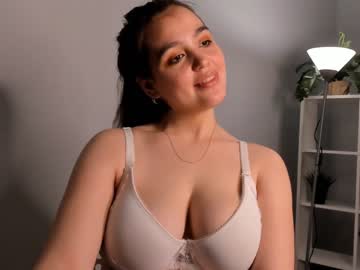 girl
        joseayers cam image #1340660