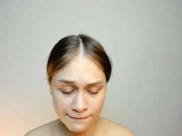 girl
        candy__mandy cam image #1462412