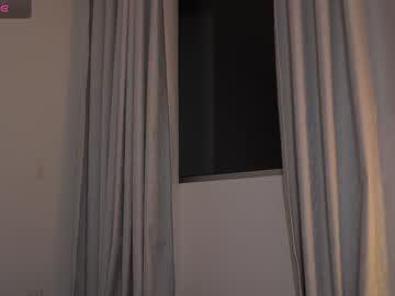 girl
        coreybae cam image #4747302