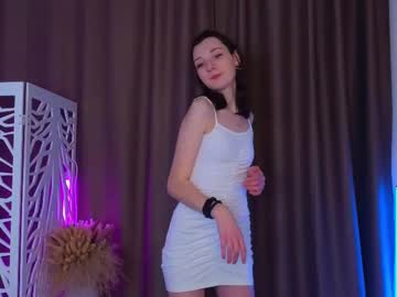 girl
        nikol0ll cam image #6272511