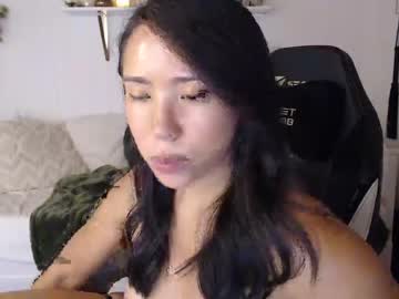 girl
        jadelove_ cam image #1370708