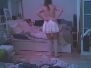 girl
        exy_ cam image #5623031