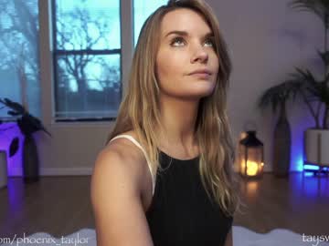 girl
        phoenix_taylor cam image #903954