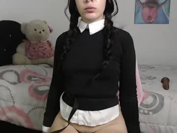girl
        merlina_adamms cam image #773491