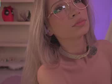 girl
        soficb cam image #6571190