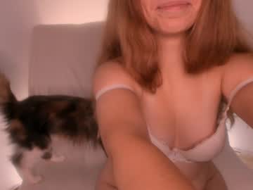 girl
        isabellegeffroy cam image #5312727