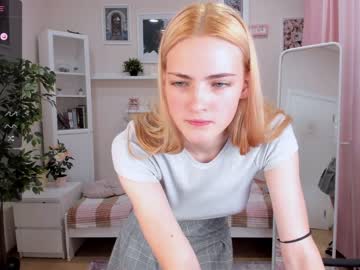 girl
        rosa_flavors cam image #2252168