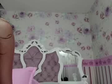 girl
        millieskinny_ cam image #4253723
