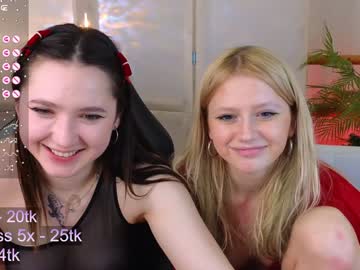 girl
        angels__club cam image #5703113