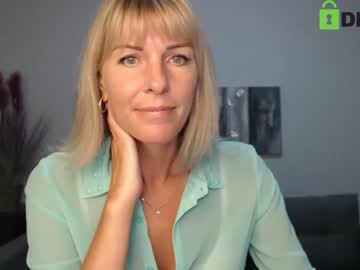 girl
        anita_tayson cam image #2242006