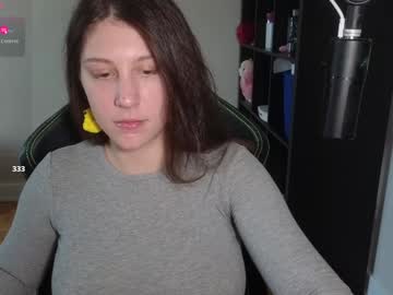 girl
        alexa_dream cam image #6369593