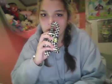 girl Cam Girls Get Busy With Their Dildos With No Shame with dinolover04