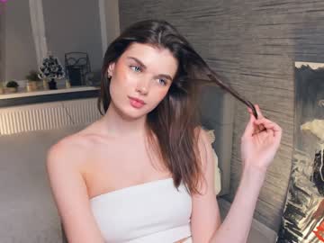 girl
        candy_flo cam image #6083477
