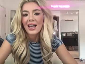 girl
        hotpinksoap cam image #4053296