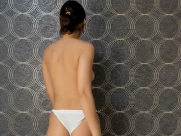 girl
        jeanfrancoa cam image #2945904