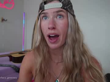 girl
        lucy_gooosey cam image #4896479