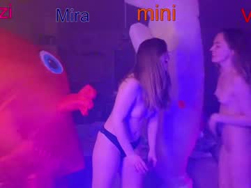 girl
        misss_viki cam image #1449123