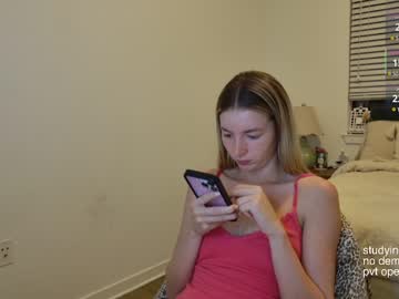 girl
        jadewilkinson cam image #6638683